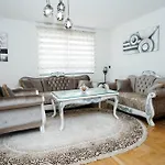 Luxury Apartman